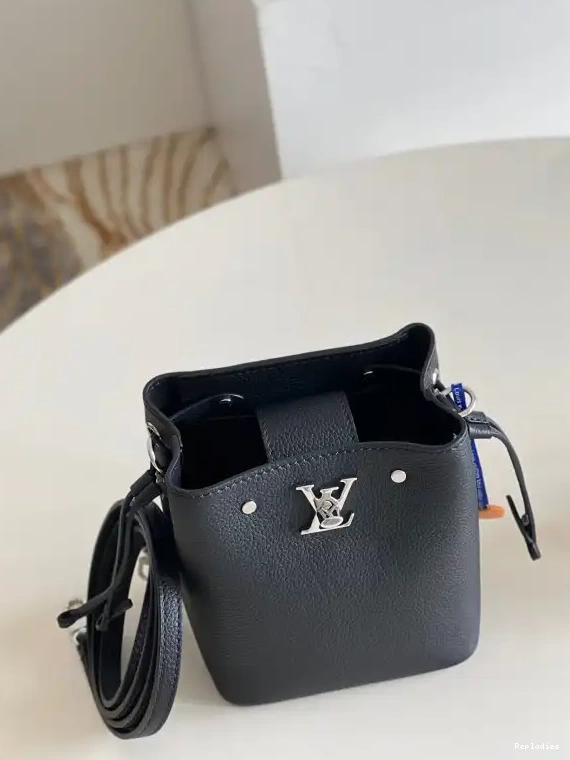 Cheap BUCKET LOUIS NANO VUITTON LOCKME 0510